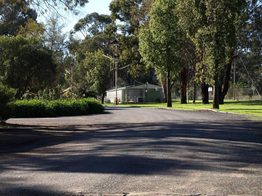 Cowra Holiday Park المظهر الخارجي الصورة