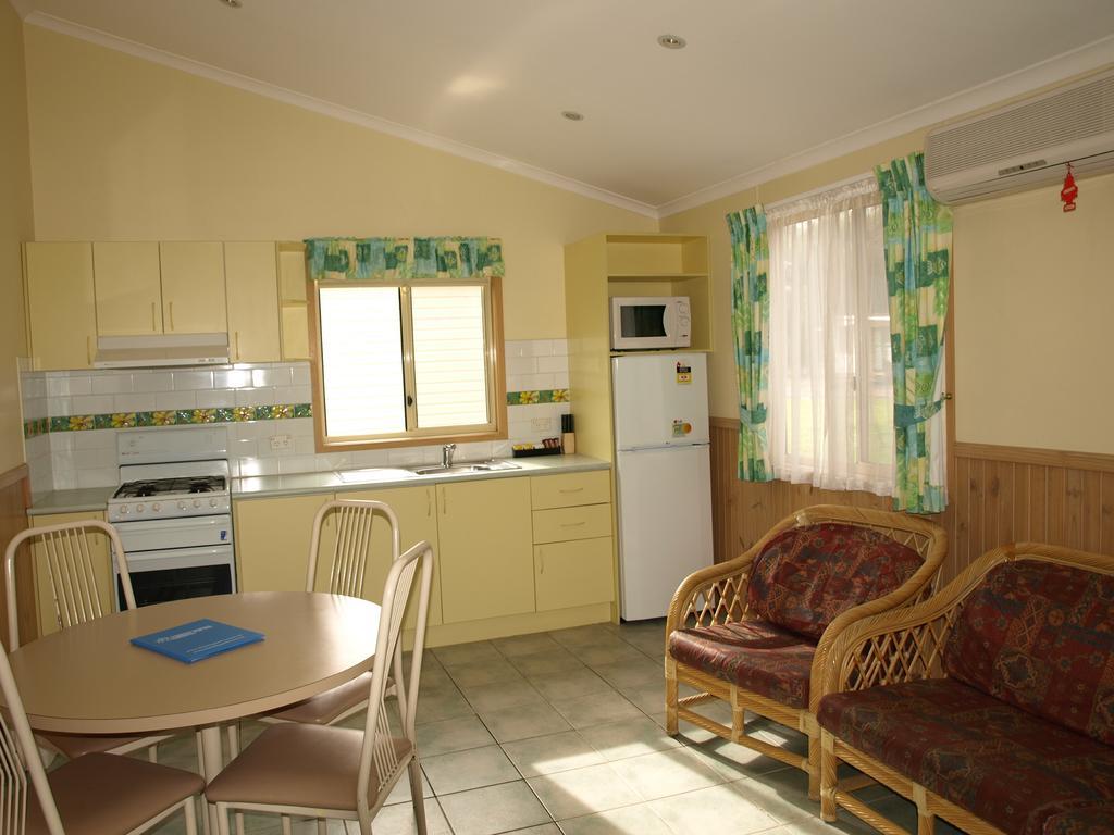 Cowra Holiday Park الغرفة الصورة